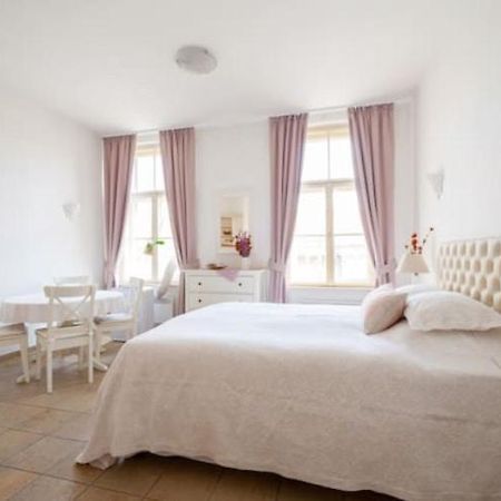 Classical Studio Apartment Budapest Exterior photo